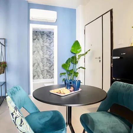 Floris: Modern In The Heart Of Center Daire *