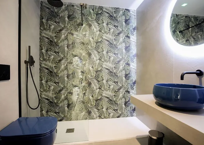 Apartment Floris: Modern In The Heart Of Center *